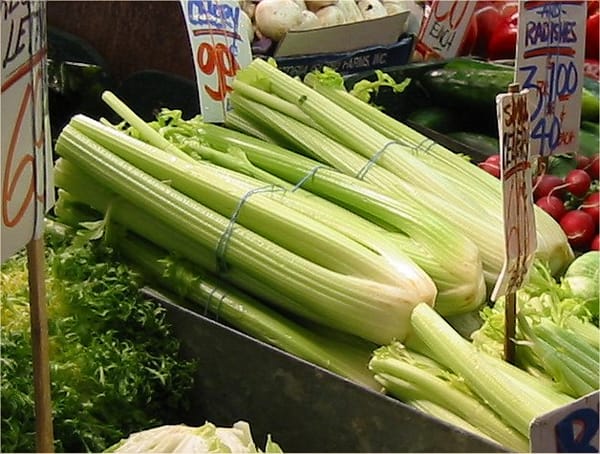 Pittige stamppot van zoete aardappelen, bleekselderij en kokos